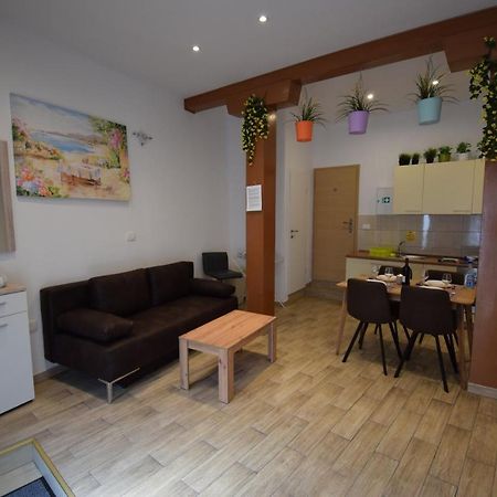 City Core Apartment Koper Bagian luar foto