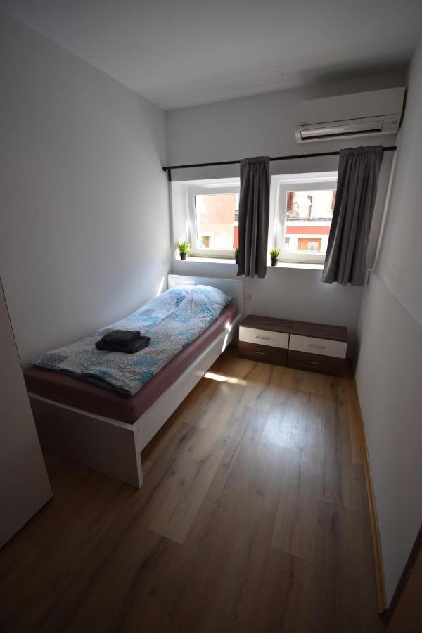 City Core Apartment Koper Bagian luar foto